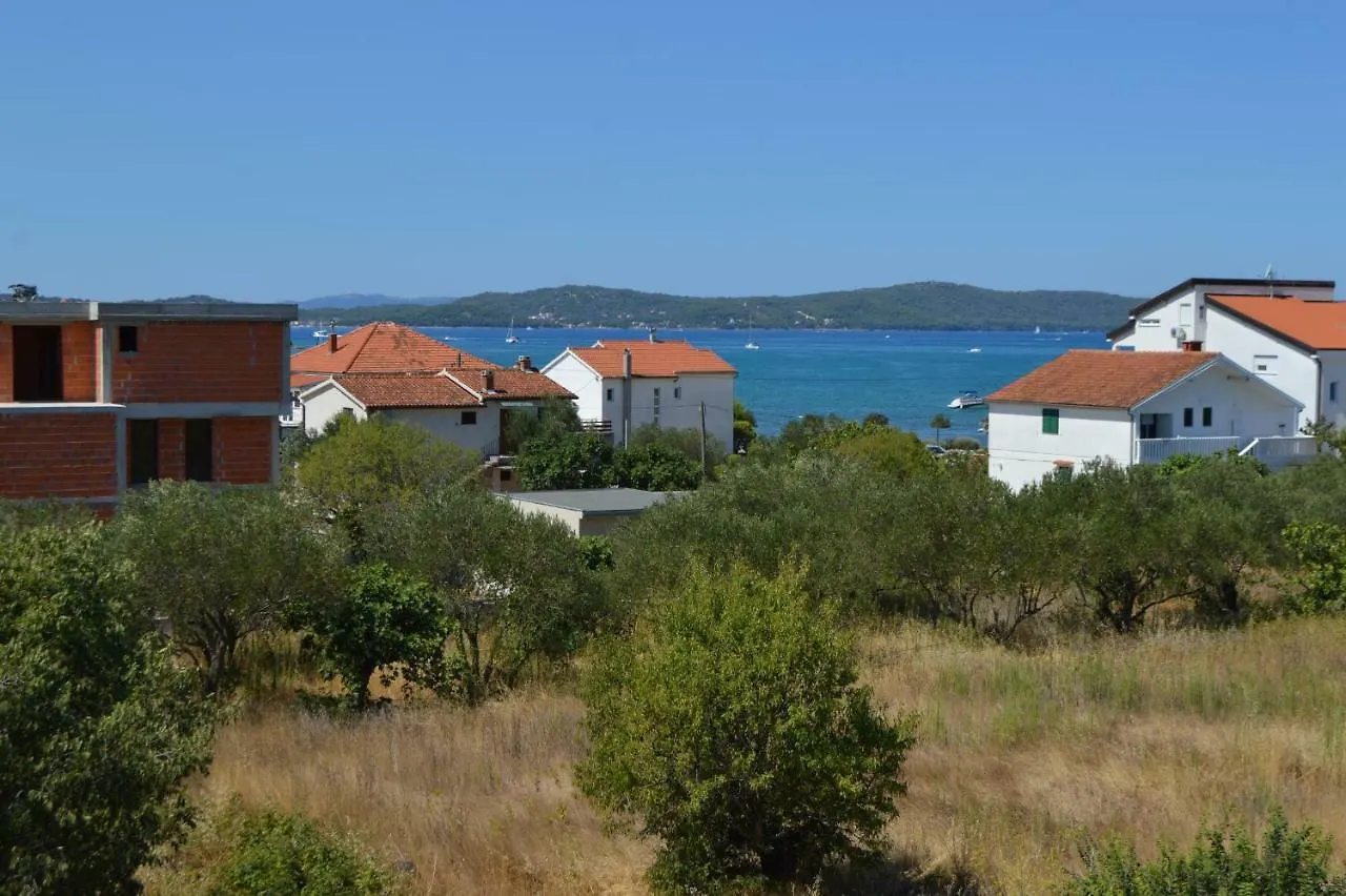 Apartmani Mila Sukošan 0*,  Kroatien